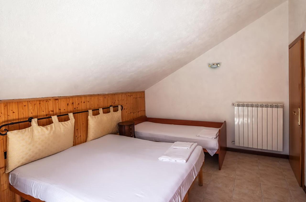 - Bormio - Livigno - Santa Caterina - Stelvio Hostel Sondalo