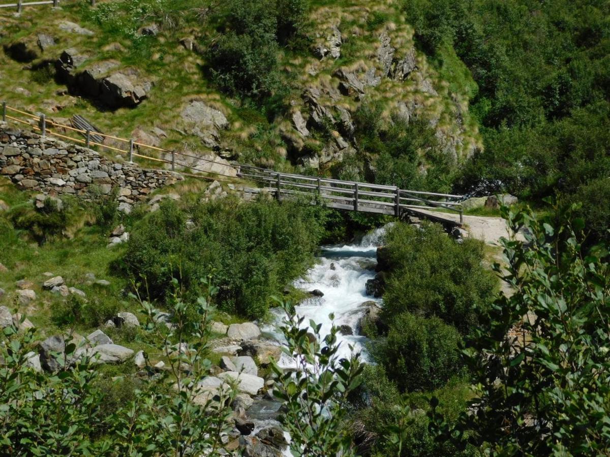- Bormio - Livigno - Santa Caterina - Stelvio Albergue